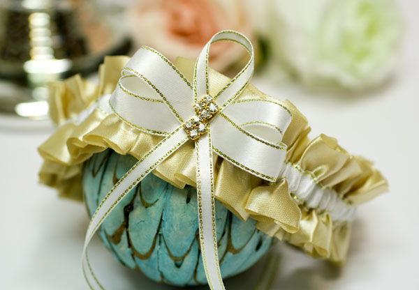 Подвязка свадебная "Мерцание золота" (золотой) Свадебные штучки