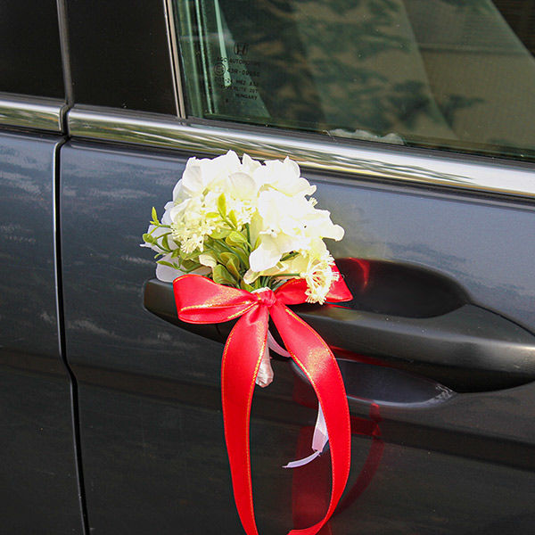Украшение свадебных автомобилей машин на свадьбу | уральские-газоны.рф