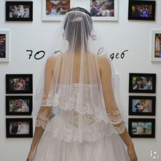 Фата для невесты (белая,  бледно-голубой вышивкой) Свадебные штучки