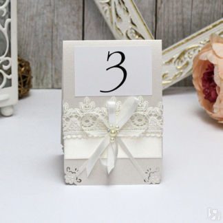Карточка с номером стола "Нежные цветы" Свадебные штучки