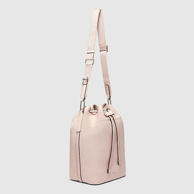 Сумка на плечо Textureblock Bucket Bag ECCO 9105820/90910 фото 1